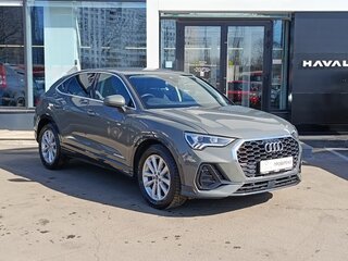 2020 Audi Q3 Sportback 35 TFSI MHEV II (F3), серый, 1699000 рублей, вид 3