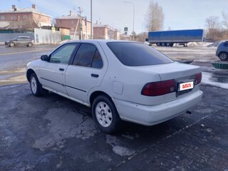 1998 Nissan Sunny B14, белый, 180000 рублей, вид 3