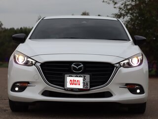 2016 Mazda Axela III Рестайлинг, белый, 1410000 рублей, вид 2