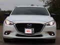 2016 Mazda Axela III Рестайлинг, белый, 1385000 рублей - вид 1