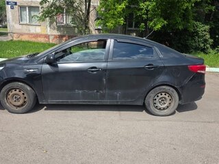 2015 Kia Rio III Рестайлинг, чёрный, 320000 рублей, вид 4