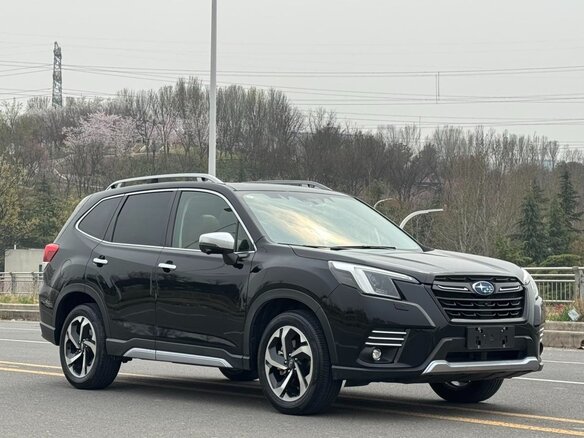 2022 Subaru Forester V Рестайлинг, чёрный, 2210000 рублей - вид 2