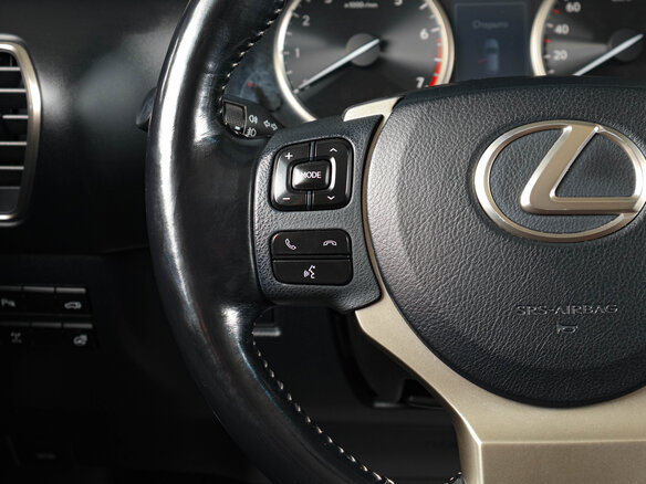 2017 Lexus NX 200 I Рестайлинг, белый - вид 13