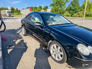 2006 Mercedes-Benz CLK-Класс 280 II (W209) Рестайлинг, чёрный, 760000 рублей, вид 3