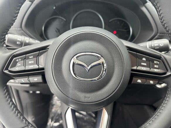 2023 Mazda CX-5 II Рестайлинг, чёрный, 2150000 рублей - вид 9