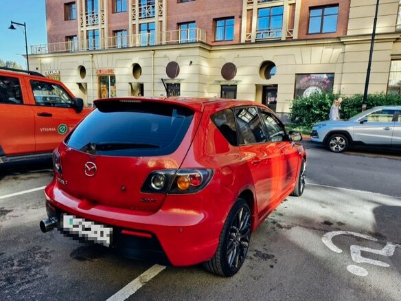 2005 Mazda 3 I (BK), красный, 390000 рублей - вид 14