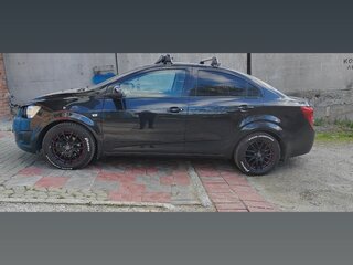2014 Chevrolet Aveo II, чёрный, 700000 рублей, вид 4