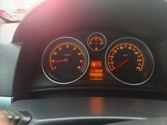 2007 Opel Astra GTC H Рестайлинг, серый, 315000 рублей - вид 5