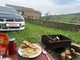 1997 Mitsubishi Legnum, белый, 800000 рублей, вид 1
