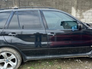 2001 BMW X5 4.4i I (E53), чёрный, 650000 рублей, вид 3