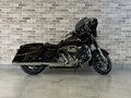 2011 Harley-Davidson CVO Street Glide, чёрный, 1211000 рублей