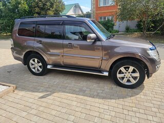 2014 Mitsubishi Pajero IV Рестайлинг 2, коричневый, 2600000 рублей, вид 4
