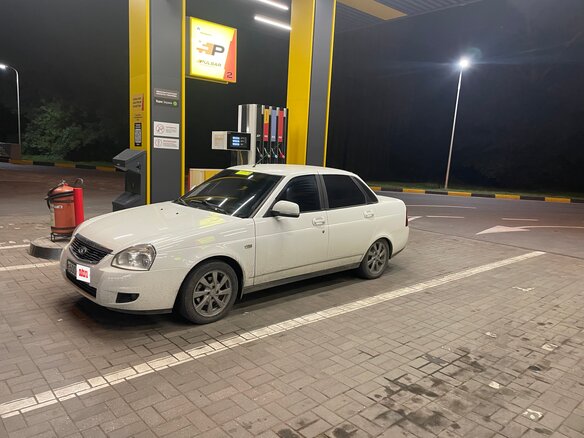 2013 Lada (ВАЗ) Priora I, белый, 370000 рублей - вид 4