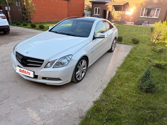 2011 Mercedes-Benz E-Класс 250 5G-Tronic IV (W212, S212, C207), белый