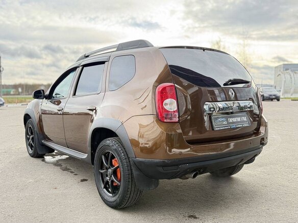 2014 Renault Duster I, коричневый, 1140000 рублей - вид 4