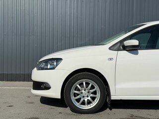 2011 Volkswagen Polo V, белый, 799000 рублей, вид 5
