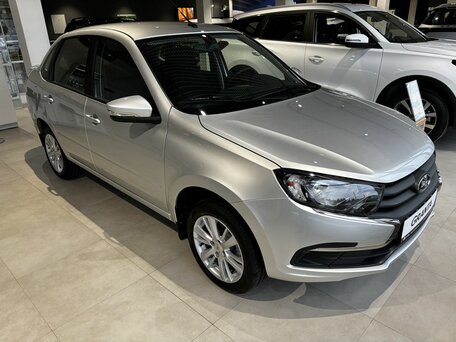 2026 Lada (ВАЗ) Granta I Рестайлинг, серебристый, 1118000 рублей, вид 2