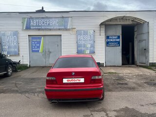 1994 BMW 3 серии 318i III (E36), красный, 250000 рублей, вид 4