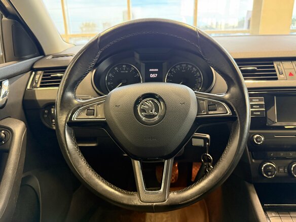 2015 Skoda Octavia III (A7), бежевый, 1475000 рублей - вид 6