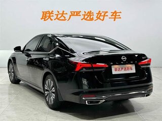 2023 Nissan Altima VI (L34) Рестайлинг, чёрный, 1548999 рублей, вид 4