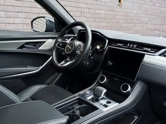 2024 Jaguar F-Pace I Рестайлинг, чёрный, 3950000 рублей - вид 11