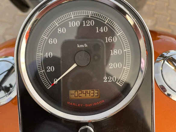 2014 Harley-Davidson Softail Deluxe, оранжевый, 1800000 рублей - вид 8