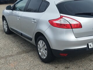 2011 Renault Megane III, серый, 850000 рублей, вид 4