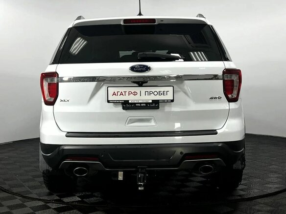 2018 Ford Explorer V Рестайлинг, белый, 2850000 рублей - вид 6
