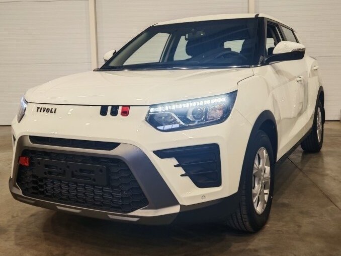 Открыть фотографии: KGM Tivoli