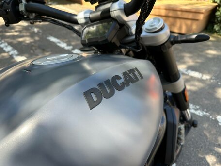 2020 Ducati XDiavel, серый, 2170000 рублей, вид 4