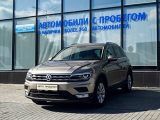 2017 Volkswagen Tiguan II, бежевый, 2355000 рублей, вид 1