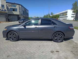 2010 Toyota Camry VI (XV40) Рестайлинг, серый, 2000000 рублей, вид 4