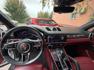 2019 Porsche Cayenne S III, белый, 6200000 рублей, вид 5