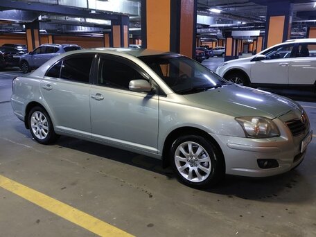 2008 Toyota Avensis II Рестайлинг, серебристый, 850000 рублей, вид 4