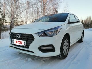 2019 Hyundai Solaris II, белый, 950000 рублей, вид 1