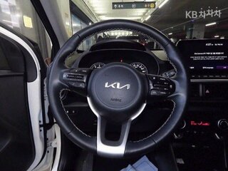 2021 Kia Morning III, белый, 1649000 рублей, вид 4