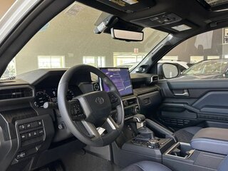 2026 Toyota 4Runner VI, белый, 12990000 рублей, вид 2