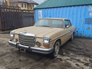 1973 Mercedes-Benz W114 280, золотистый, 3900000 рублей, вид 3