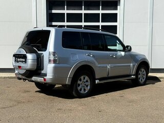 2010 Mitsubishi Pajero IV, серебристый, 1683000 рублей, вид 5