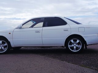 1995 Toyota Vista IV (V40), белый, 250000 рублей, вид 4