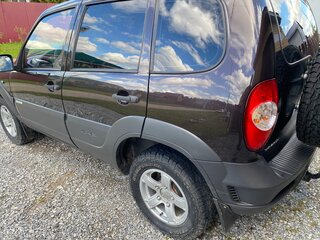 2012 Chevrolet Niva I Рестайлинг, коричневый, 565000 рублей, вид 2