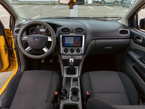 2011 Ford Focus II Рестайлинг, жёлтый - вид 14