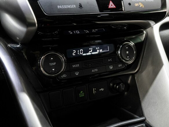 2018 Mitsubishi Eclipse Cross I, коричневый - вид 19