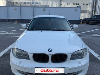 2010 BMW 1 серии 116i I (E81/E82/E87/E88) Рестайлинг, белый, 720000 рублей, вид 1