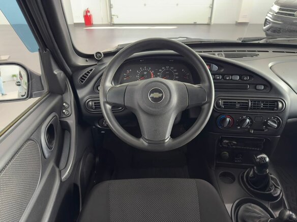 2011 Chevrolet Niva I Рестайлинг, чёрный - вид 17