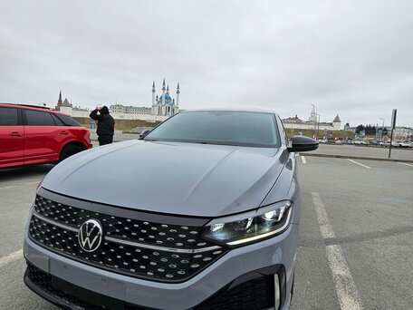 2023 Volkswagen Lavida III Рестайлинг, серый, 1660600 рублей, вид 2