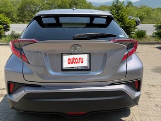 2019 Toyota C-HR I Рестайлинг, серебристый, 2220000 рублей, вид 5