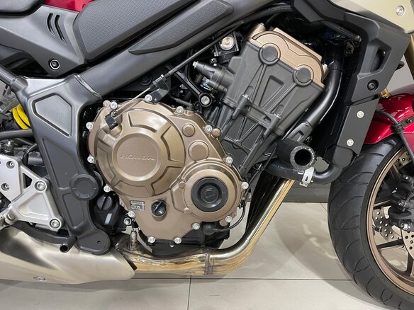 2021 Honda CB 650R, красный, 840000 рублей - вид 17