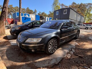 2002 Volkswagen Phaeton I, серебристый, 740000 рублей, вид 1