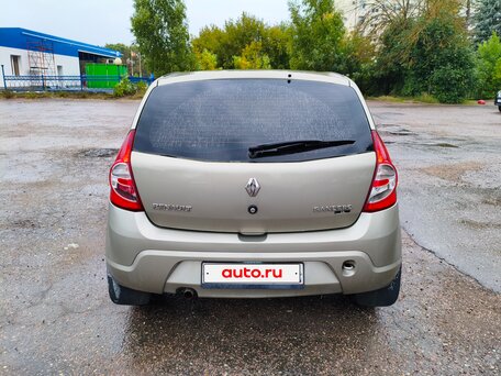 2012 Renault Sandero I, бежевый, 450000 рублей, вид 4